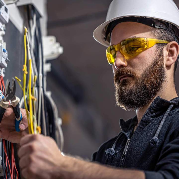 Électricien compétent Saint-Quentin